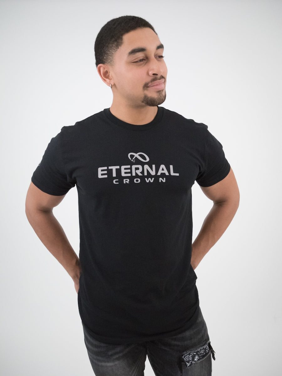 Camiseta con logo de la corona eterna